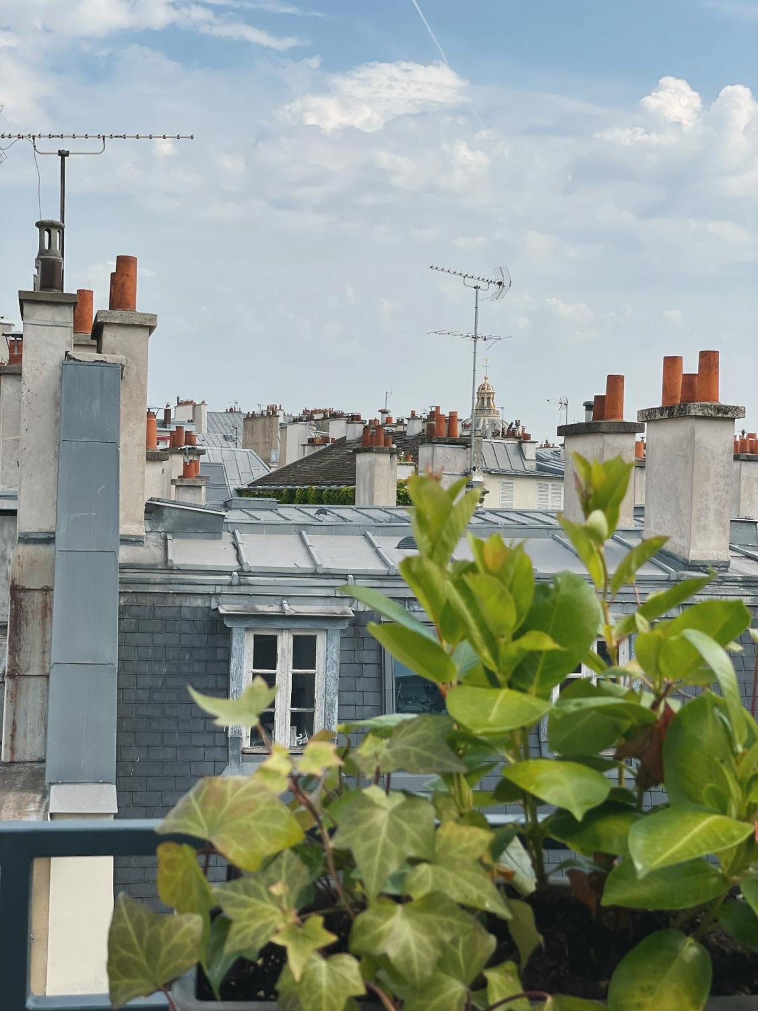 Des Deux Continents Hotel Parijs